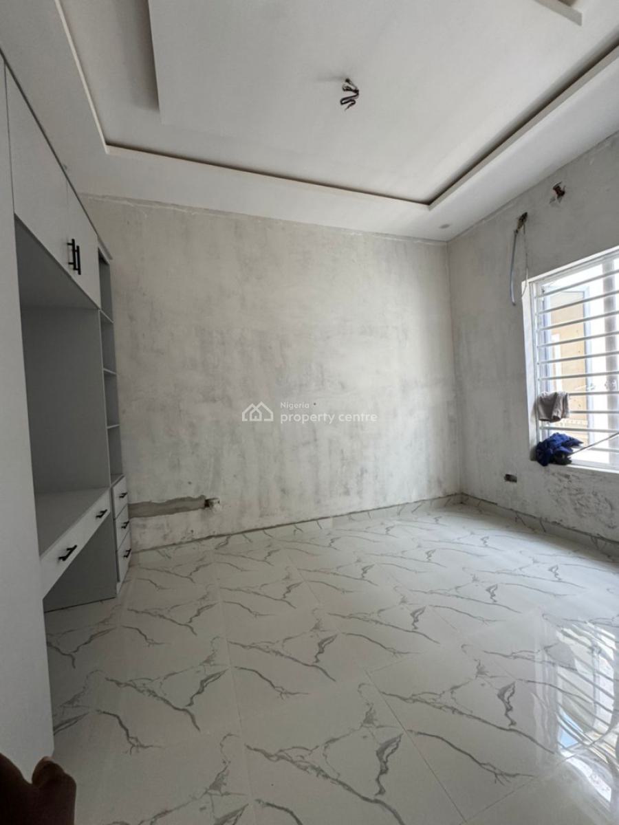 Luxury 3 Bedroom Flat with Excellent Features, Medina Estate Gbagada Lagos, Medina, Gbagada, Lagos, Block of Flats for Sale