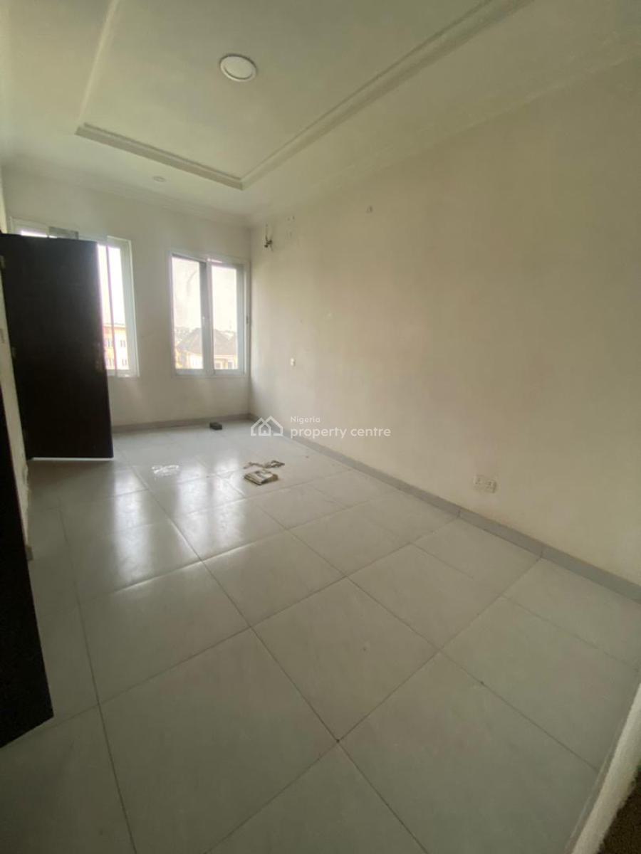 Exquisite 3 Bedroom Apartment, Oral Estate, Lekki Phase 2, Lekki, Lagos, Flat / Apartment for Rent