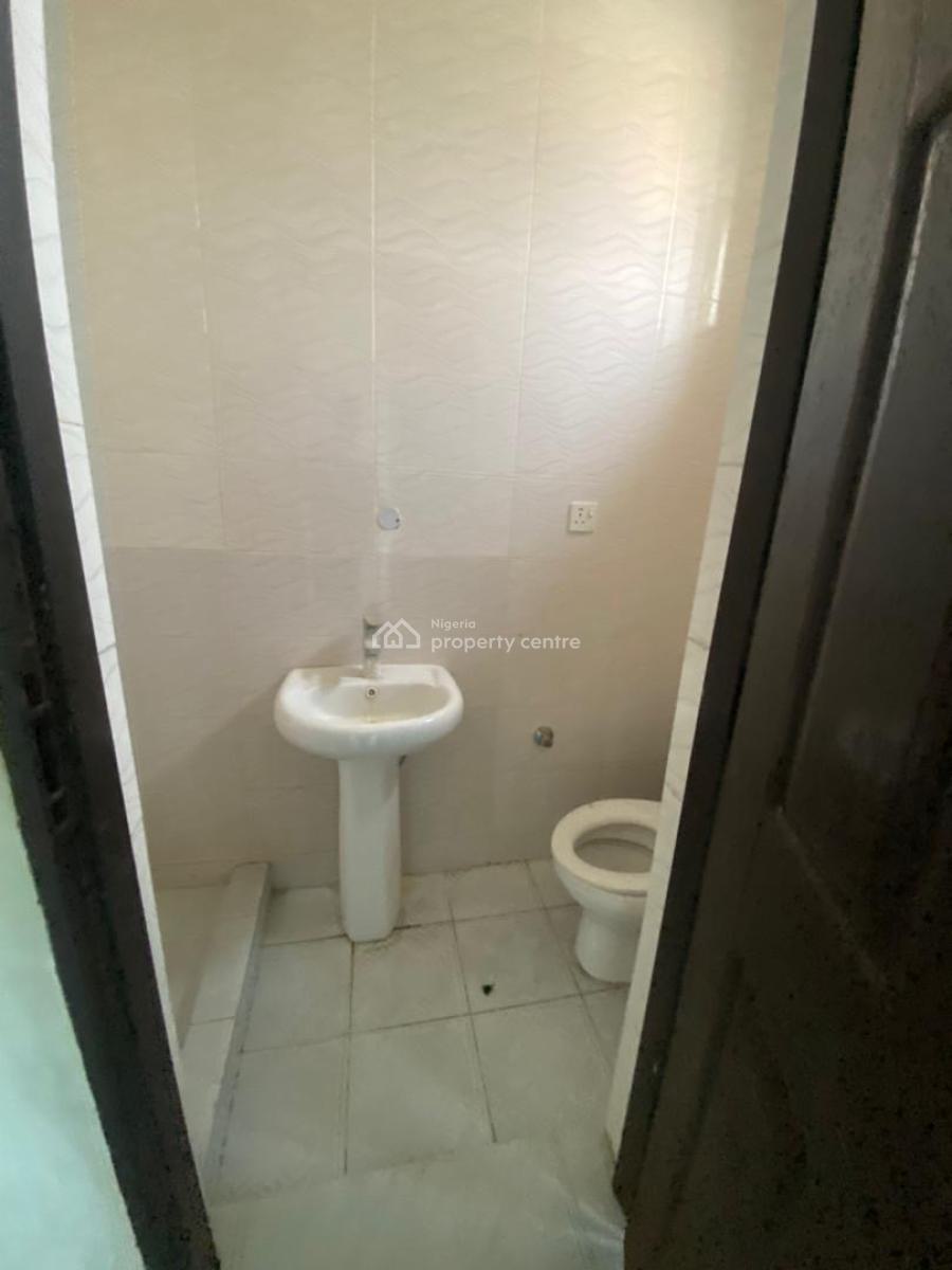 Exquisite 3 Bedroom Apartment, Oral Estate, Lekki Phase 2, Lekki, Lagos, Flat / Apartment for Rent