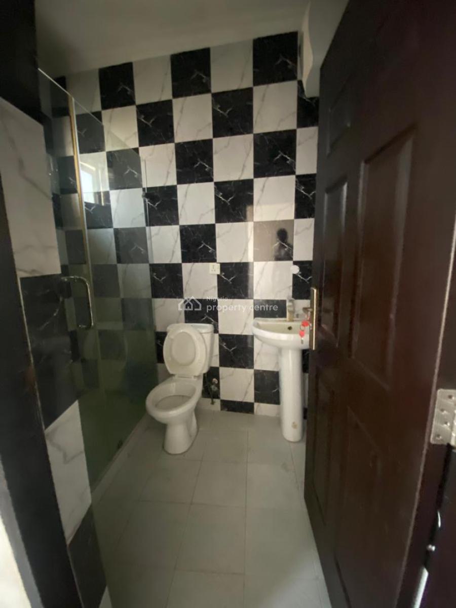 Exquisite 3 Bedroom Apartment, Oral Estate, Lekki Phase 2, Lekki, Lagos, Flat / Apartment for Rent
