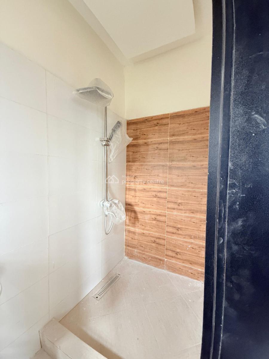 Newly Built 3 Bedroom Apartments, Yaba, Lagos, Block of Flats for Sale