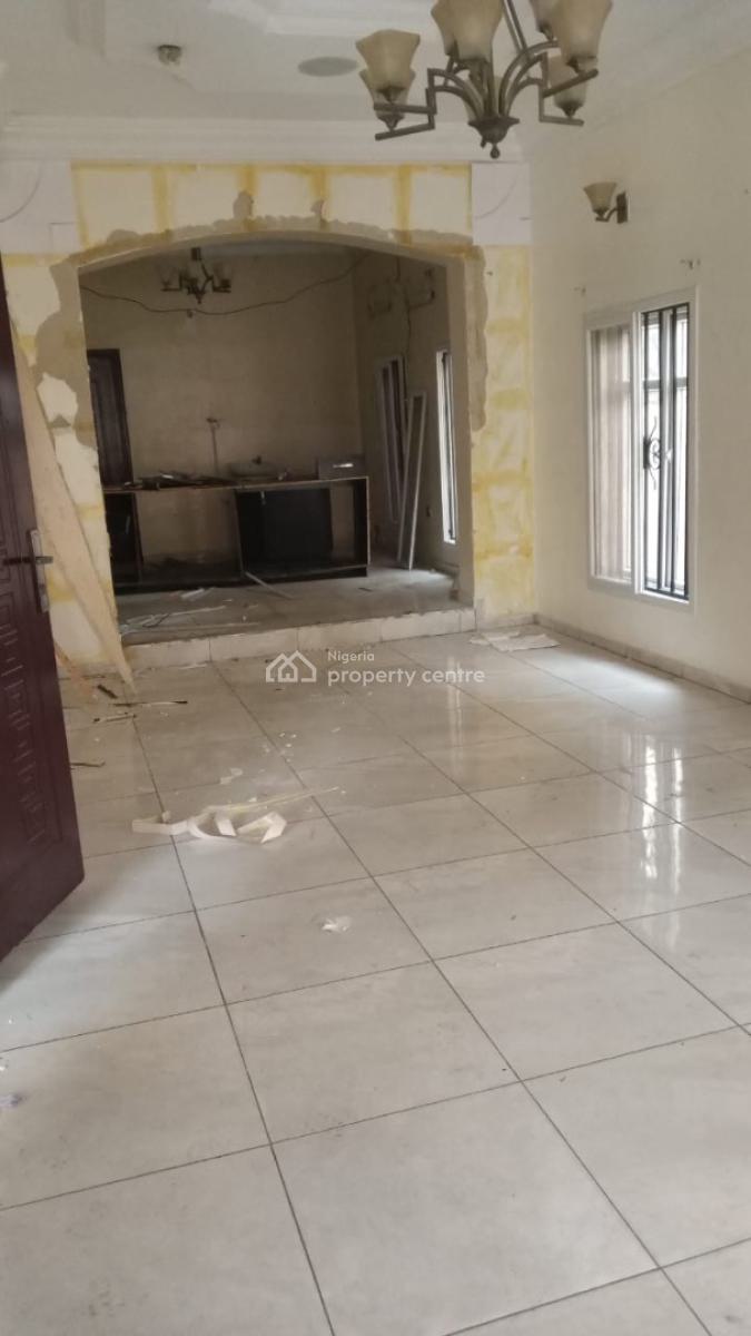 Spacious 5bedroom, Lekki Phase 1, Lekki, Lagos, Detached Duplex for Rent
