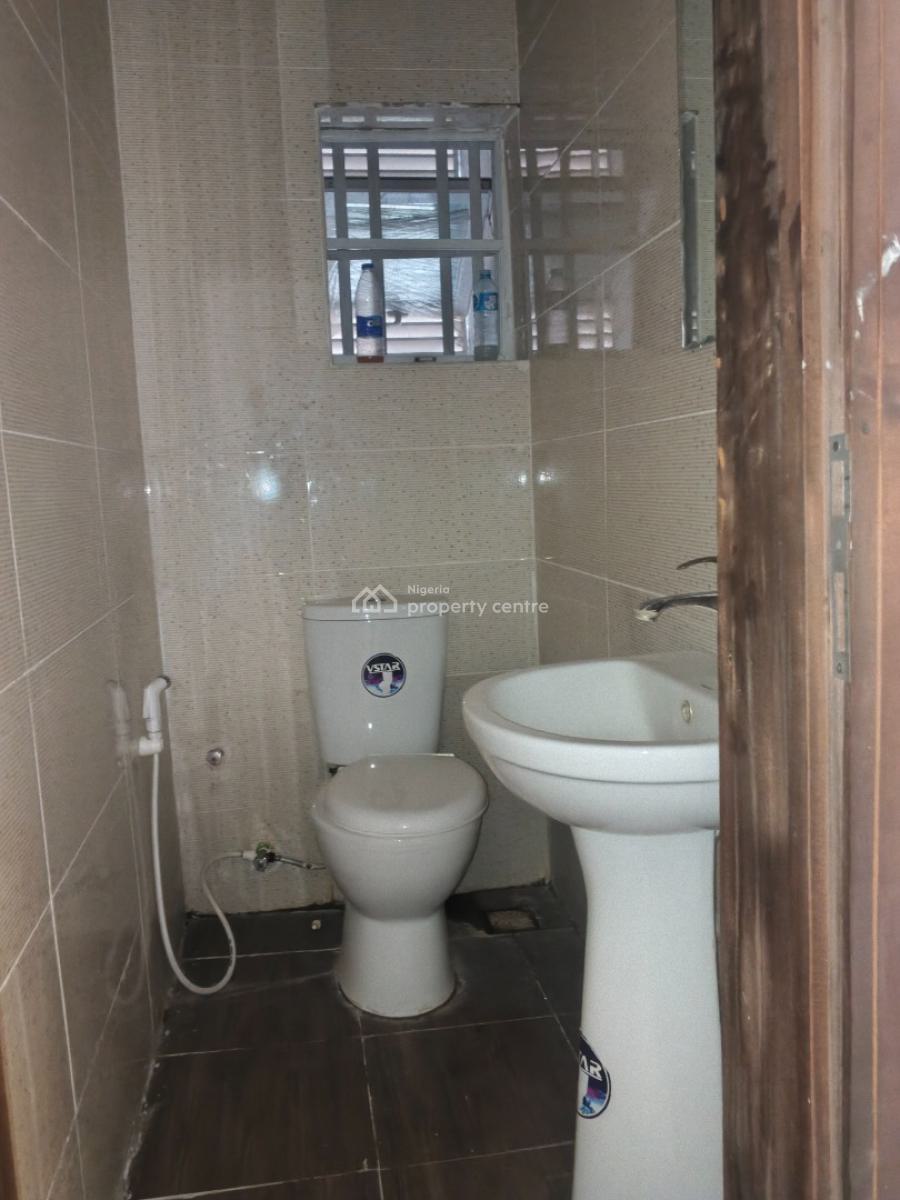 a Lovely 3bedrooms Flat Apartment with All Rooms En-suite., Ilasan, Ilasan, Lekki, Lagos, House for Rent