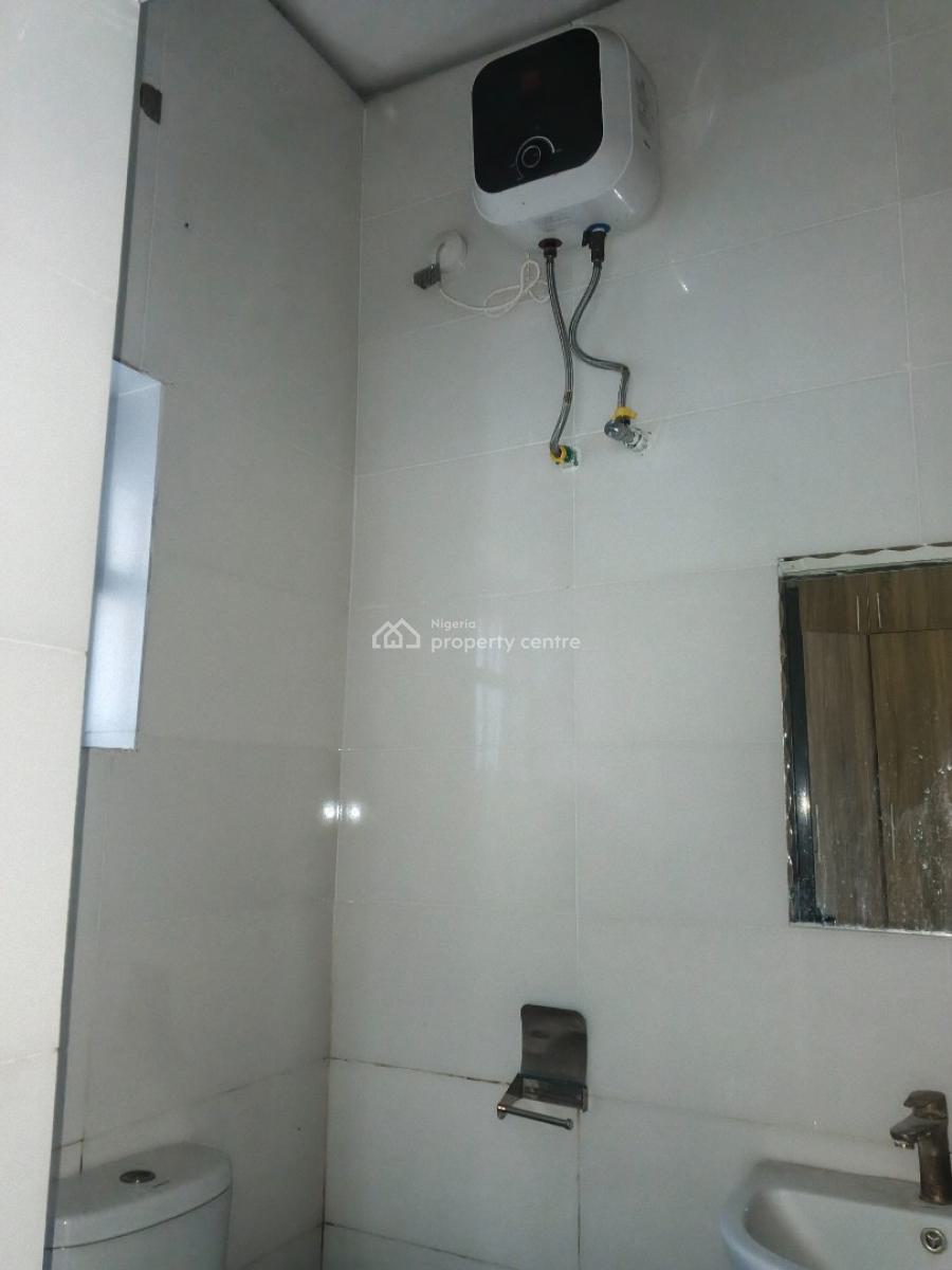 a Lovely 3bedrooms Flat Apartment with All Rooms En-suite., Ilasan, Ilasan, Lekki, Lagos, House for Rent