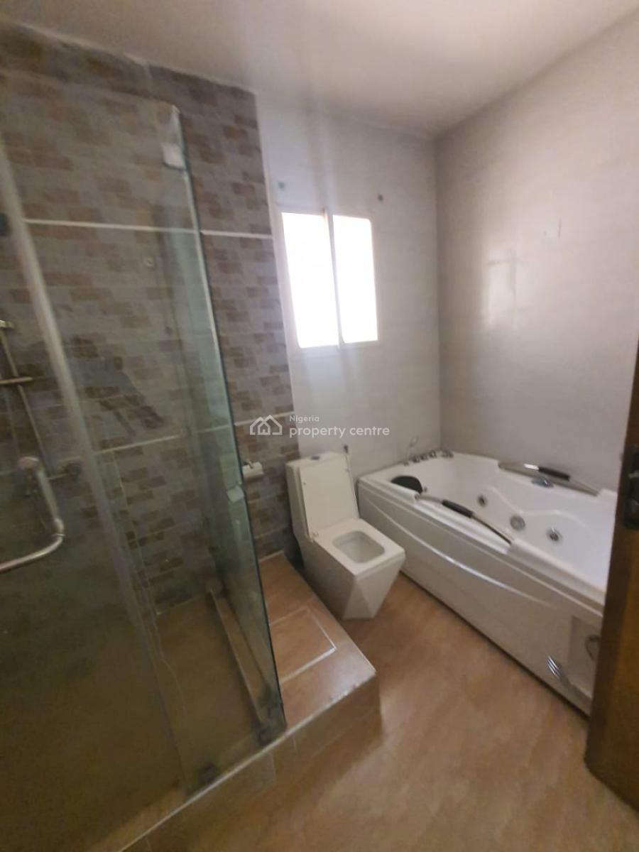 Masters Bed with Option of Shared Kitchen Or Personal Kitchen, Orchid Road Vbay Estate, Lekki, Lagos, Flat / Apartment for Rent