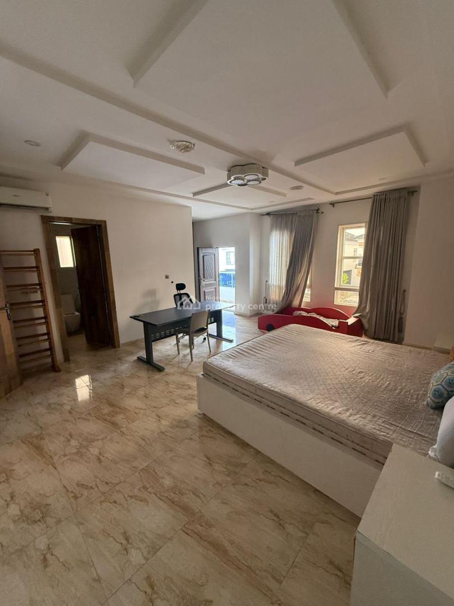 Masters Bed with Option of Shared Kitchen Or Personal Kitchen, Orchid Road Vbay Estate, Lekki, Lagos, Flat / Apartment for Rent