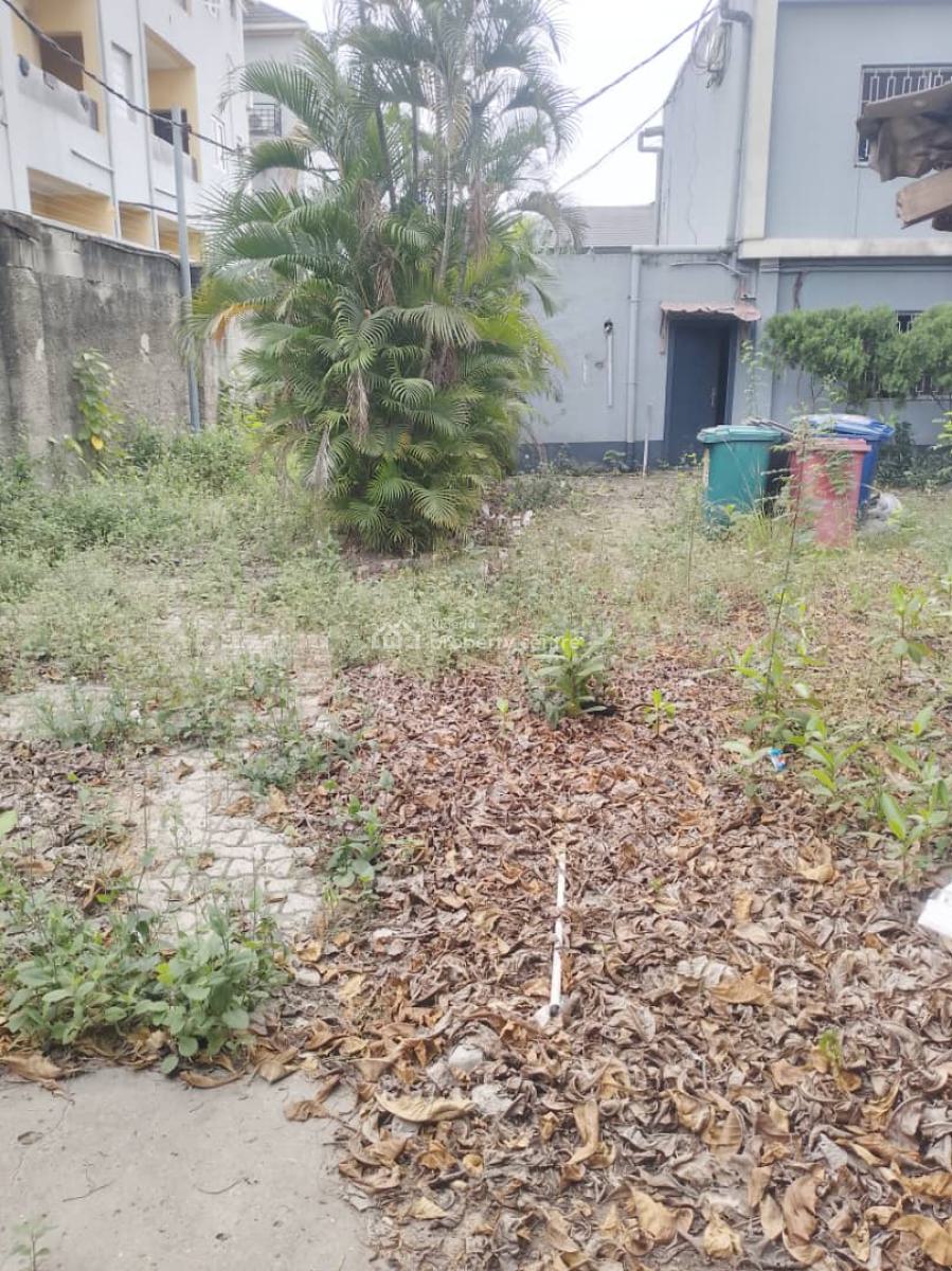 Massive 7bedroom Detached Duplex + B.qs on 1,400 Sqm Landspace, Ikeja Gra, Ikeja, Lagos, Detached Duplex for Rent