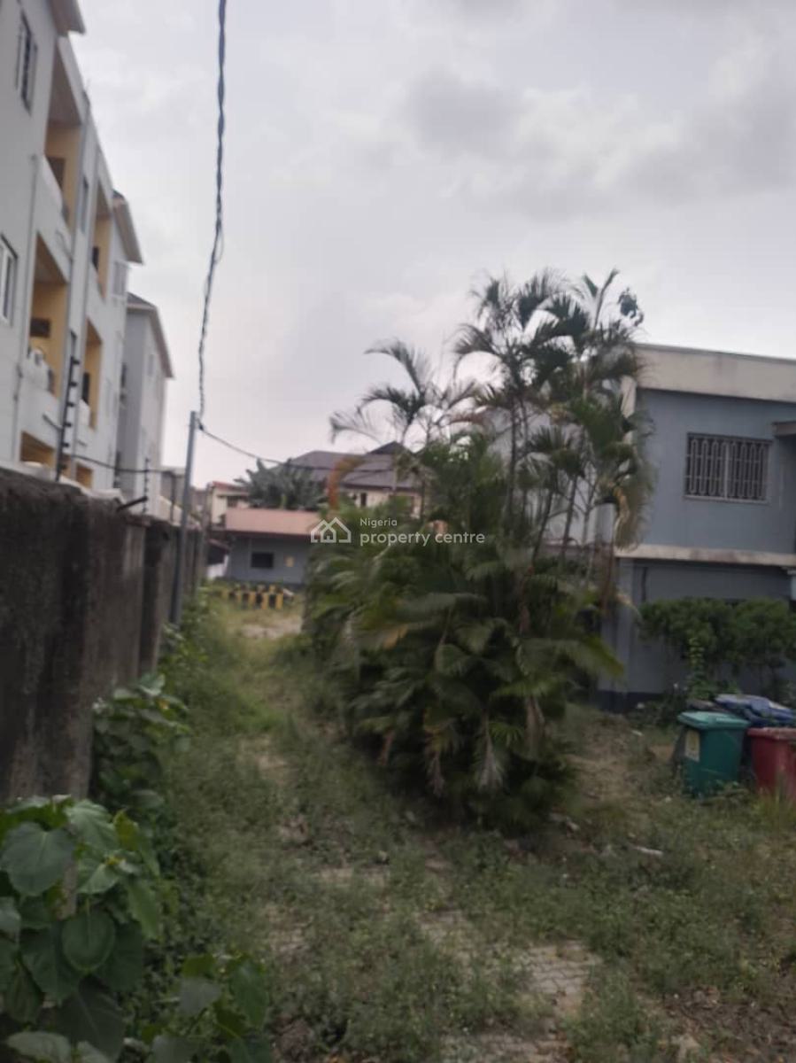 Massive 7bedroom Detached Duplex + B.qs on 1,400 Sqm Landspace, Ikeja Gra, Ikeja, Lagos, Detached Duplex for Rent
