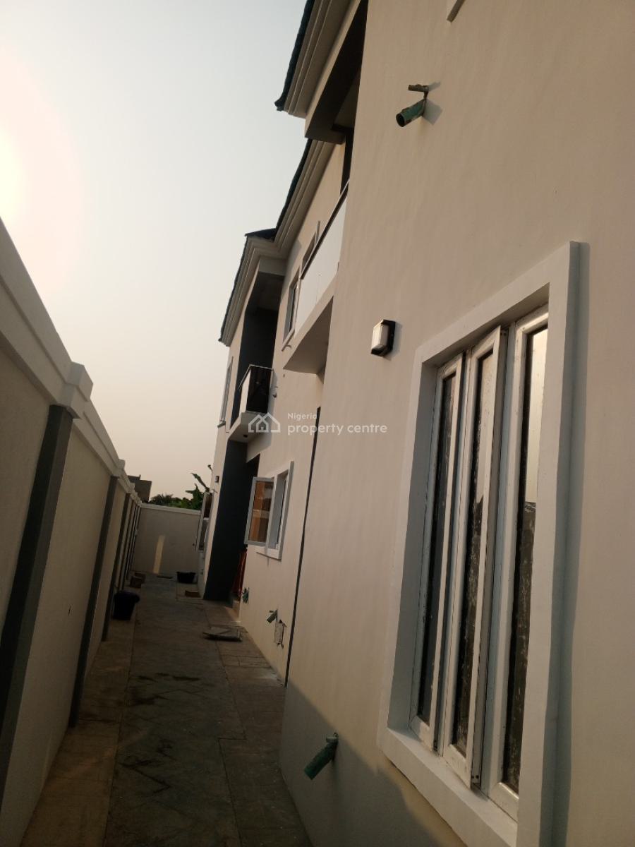 Luxury Newly Built 2 Bedroom Flat, Off New Road, Awoyaya, Ibeju Lekki, Lagos, Flat / Apartment for Rent