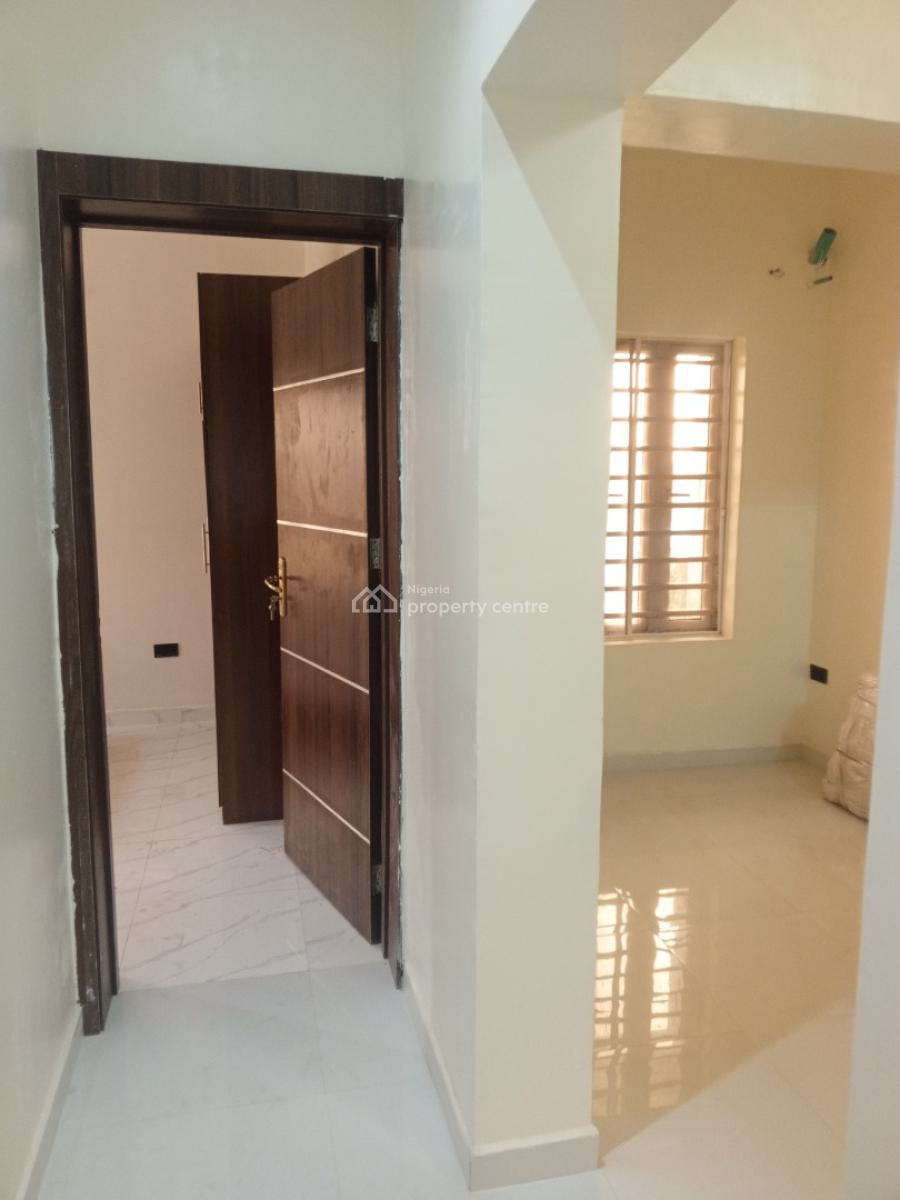 Luxury Newly Built 2 Bedroom Flat, Off New Road, Awoyaya, Ibeju Lekki, Lagos, Flat / Apartment for Rent