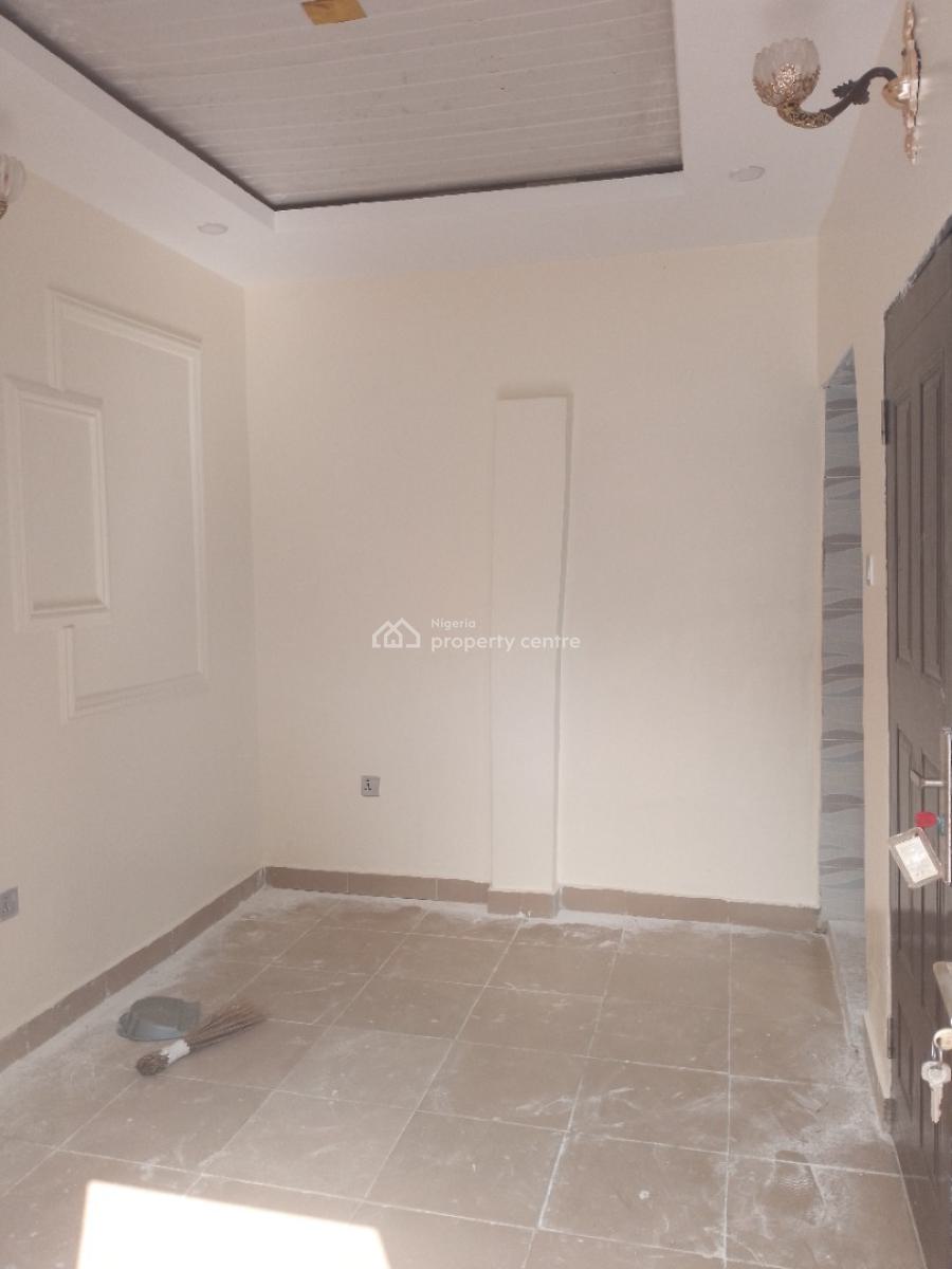 a Room Self Contained, Community Off Bayeku Road, Igbogbo, Ikorodu, Lagos, Self Contain (single Rooms) for Rent