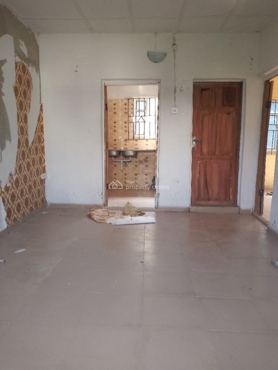 Mini Flat, Off Oreta Road, Igbogbo, Ikorodu, Lagos, Mini Flat (room and Parlour) for Rent