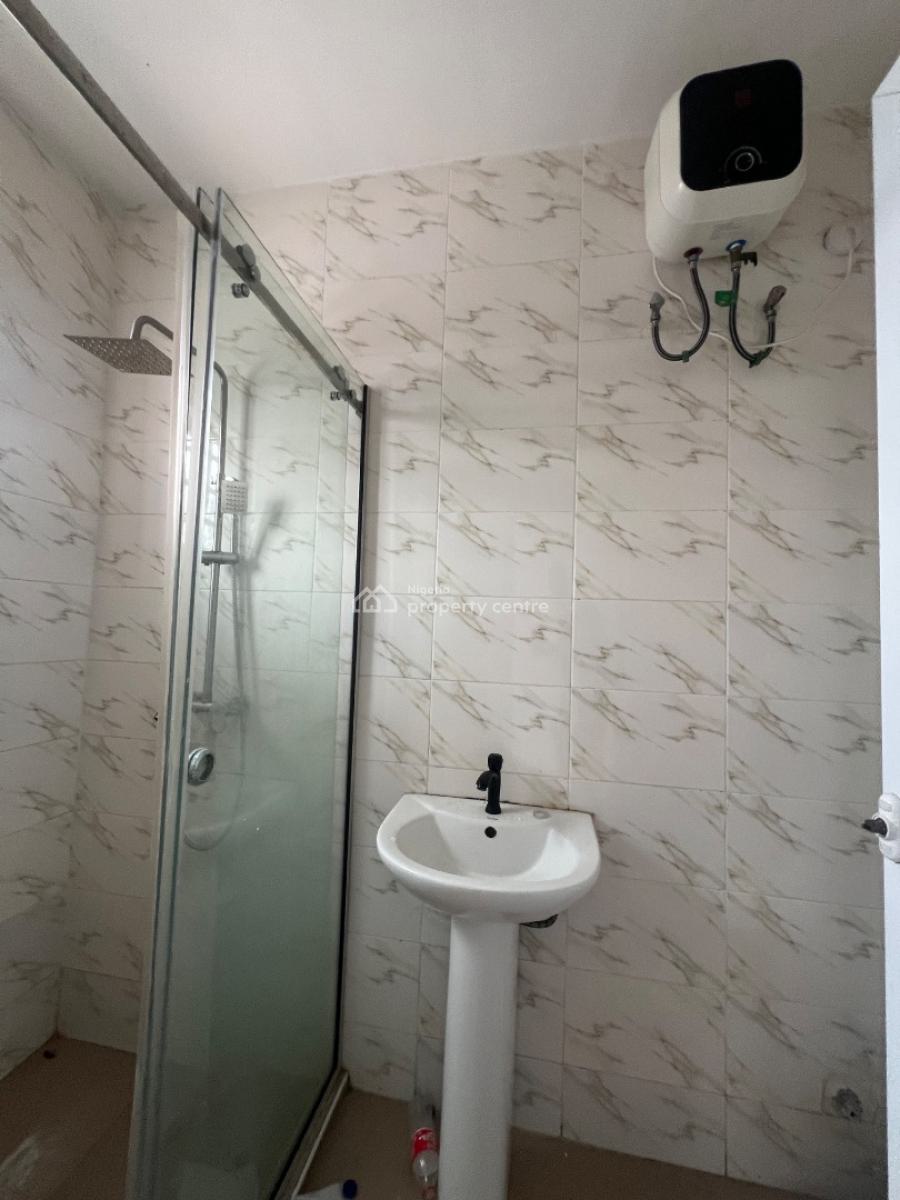 Well Built 2bedroom Apartment, Ologolo, Lekki, Lagos, Flat / Apartment for Rent