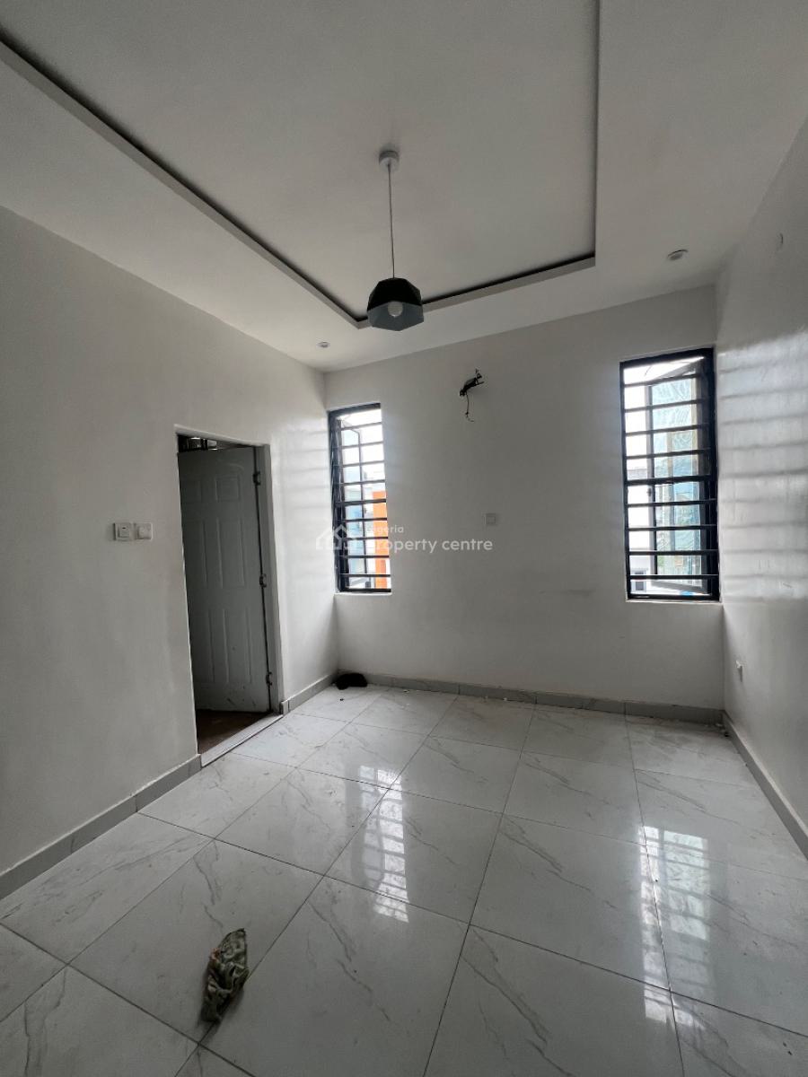 Well Built 2bedroom Apartment, Ologolo, Lekki, Lagos, Flat / Apartment for Rent