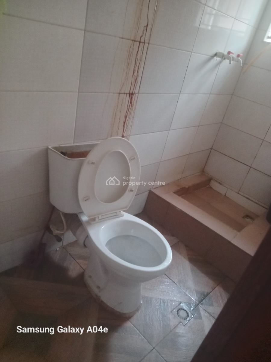 Spacious Fine 3 Bedroom Flat Upstairs, Unity Estate Badore Ajah Lagos, Badore, Ajah, Lagos, Flat / Apartment for Rent