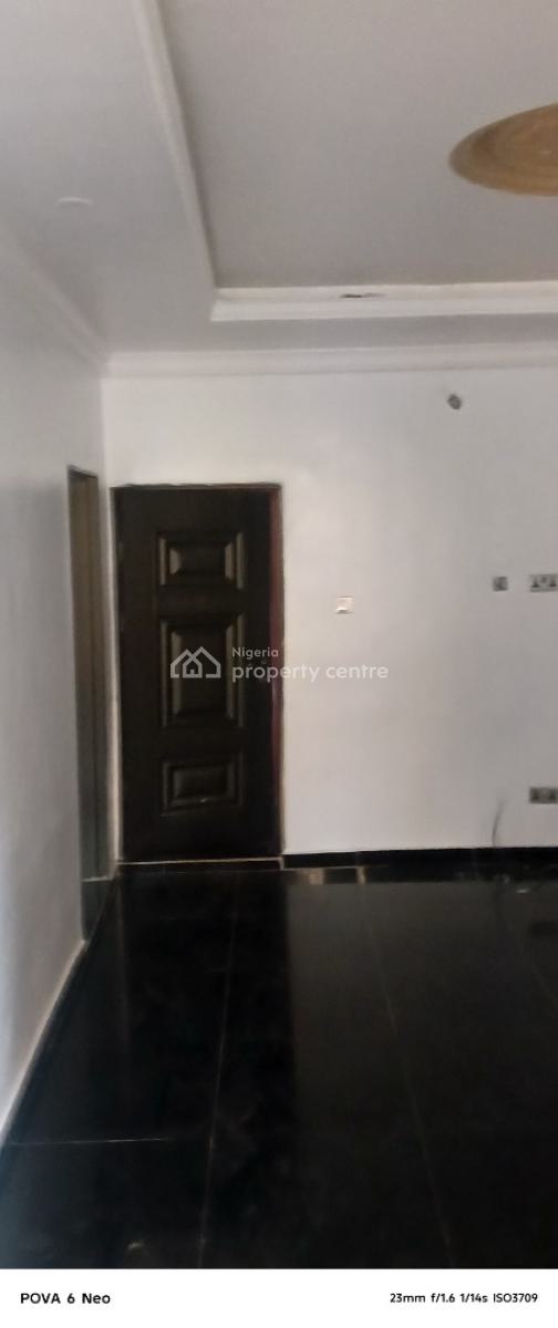 Newly Refurbished 3bed, with Much More, Evergreen Estate Aboru Iyana Ipaja Road Lagos, Iyana Ipaja, Ipaja, Lagos, Flat / Apartment for Rent