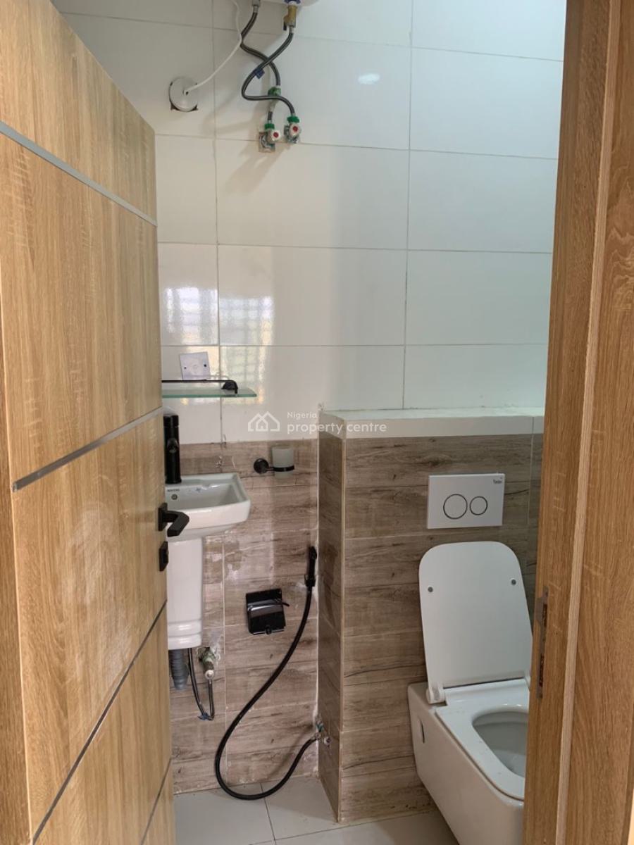 Tastefully Built 4 Bedroom Semi Detached Duplex, Unilag Estate Magodo Phase 1 Isheri Lagos, Gra Phase 1, Magodo, Lagos, Semi-detached Duplex for Rent