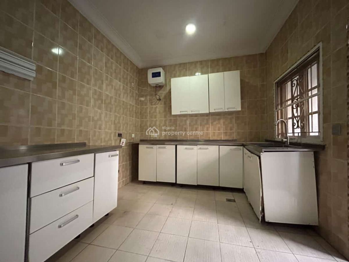 Corner Unit 3 Bed Terrace + Bq, Apo, Abuja, Terraced Duplex for Rent