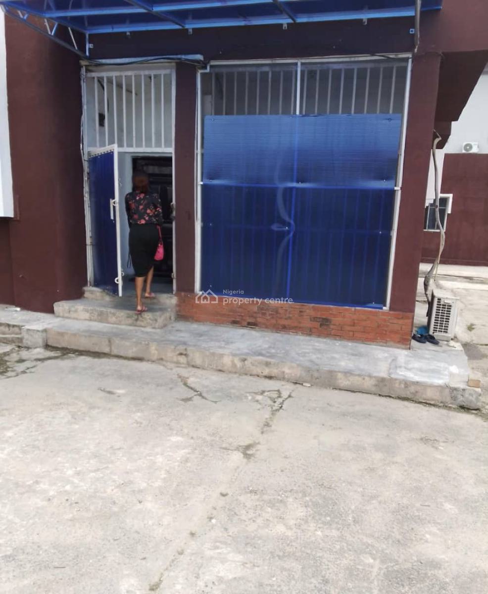 Well Maintained 6 Bedroom Semi Detached Duplex with 2 Bedroom Bq, Corporation Estate, Amuwo Odofin, Lagos, Semi-detached Duplex for Sale