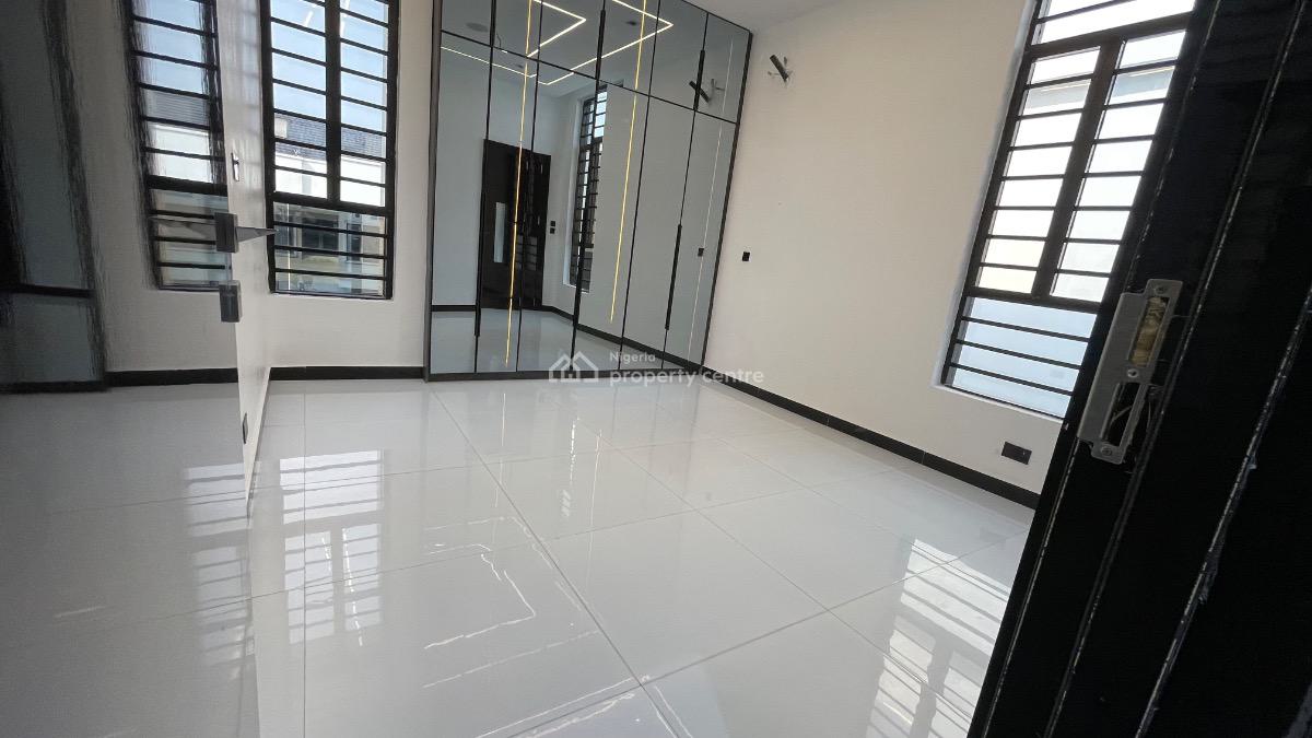 Magnificent 5 Bedroom Duplex with Bq,cinema,pool,gym and Tennis Court, Chevron, Lekki, Lagos, Detached Duplex for Sale