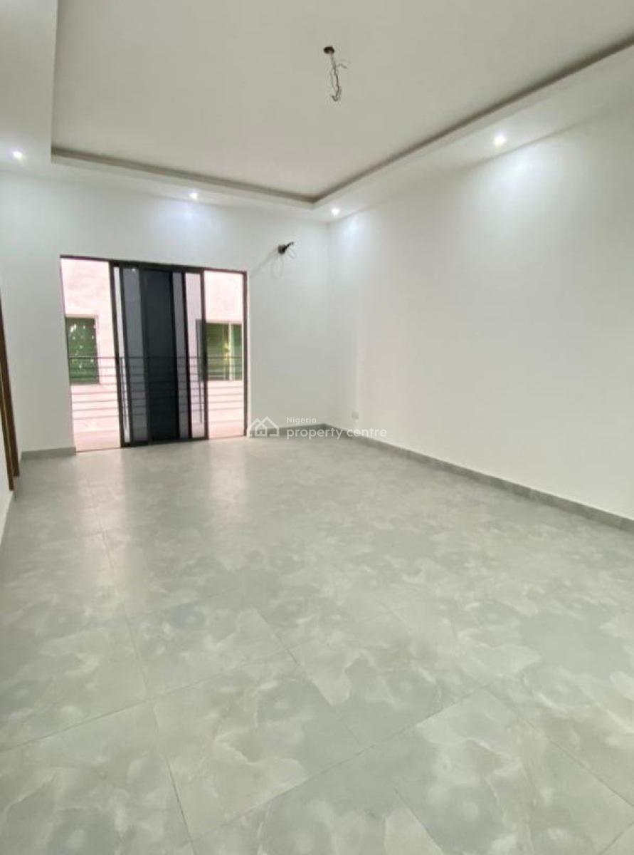 Fully Serviced 3 Bedroom Apartment with Spacious Rooms, Pool & Gym, Lekki Right, Lekki Phase 1, Lekki, Lagos, Flat / Apartment for Rent