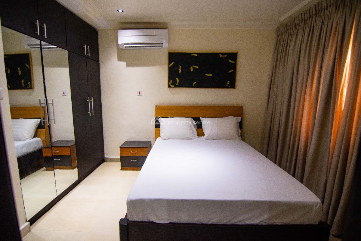 Luxury 3 Bedroom Apartment, Off Freedom Way, Lekki Phase 1, Lekki, Lagos, Flat / Apartment Short Let