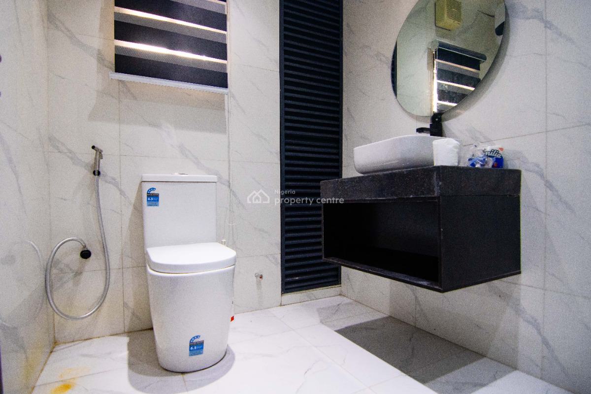 Luxury 3 Bedroom Apartment, Off Freedom Way, Lekki Phase 1, Lekki, Lagos, Flat / Apartment Short Let