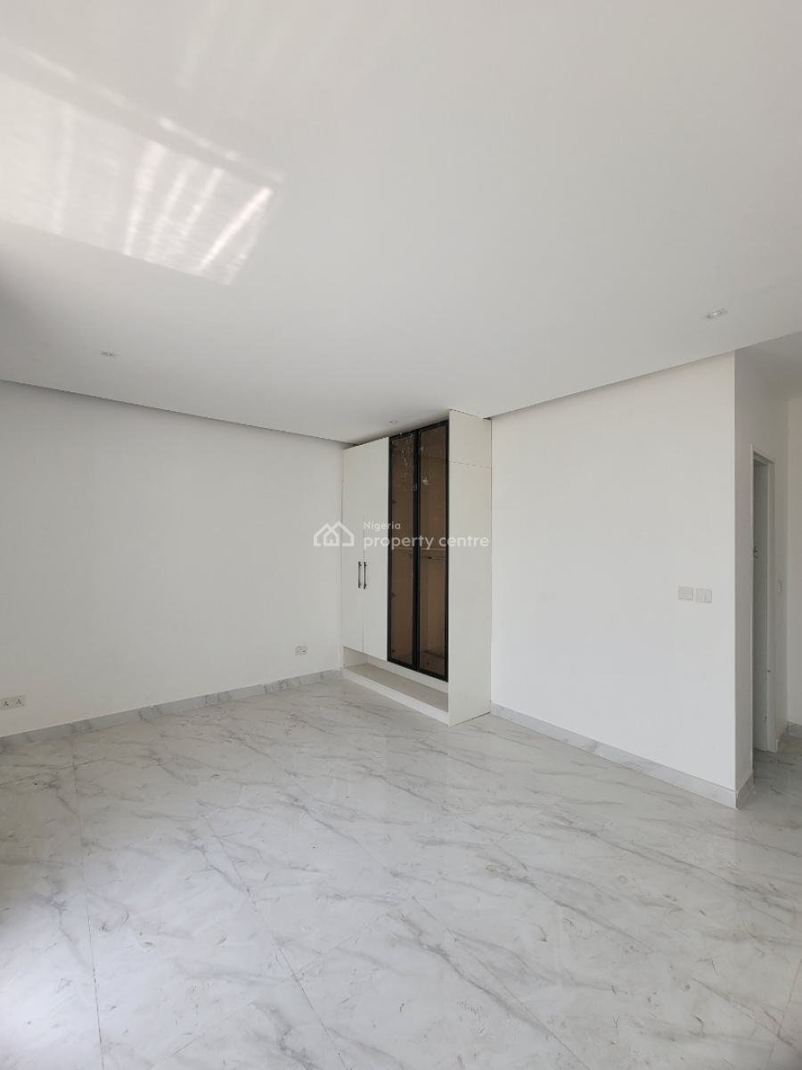 Luxury Bedroom Apartment, Lekki Scheme 1, Lekki, Lagos, Block of Flats for Sale