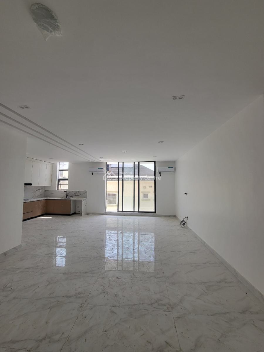 Luxury Bedroom Apartment, Lekki Scheme 1, Lekki, Lagos, Block of Flats for Sale