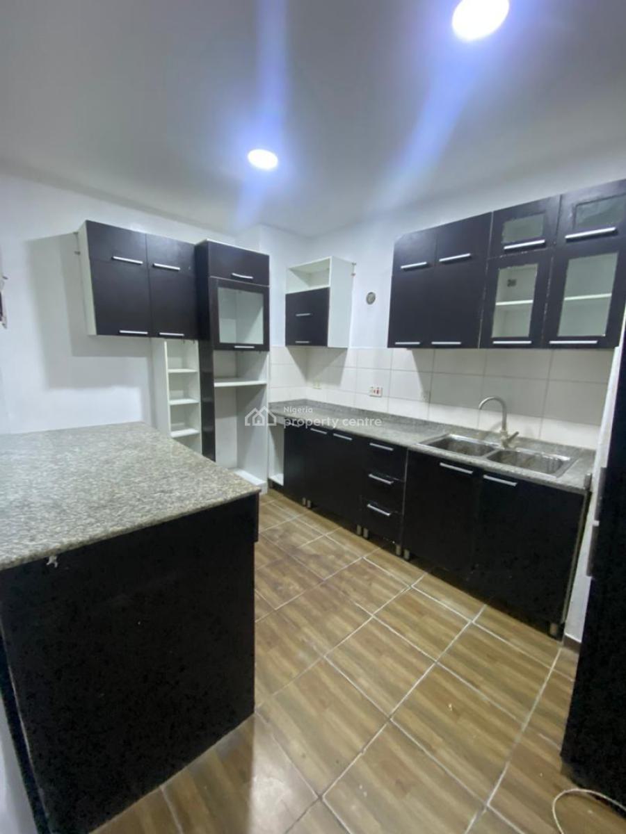 Luxury 3 Bedroom Apartment Both Unfurnished & Furnished, Off Admiralty Road, Lekki Phase 1, Lekki, Lagos, Flat / Apartment for Rent