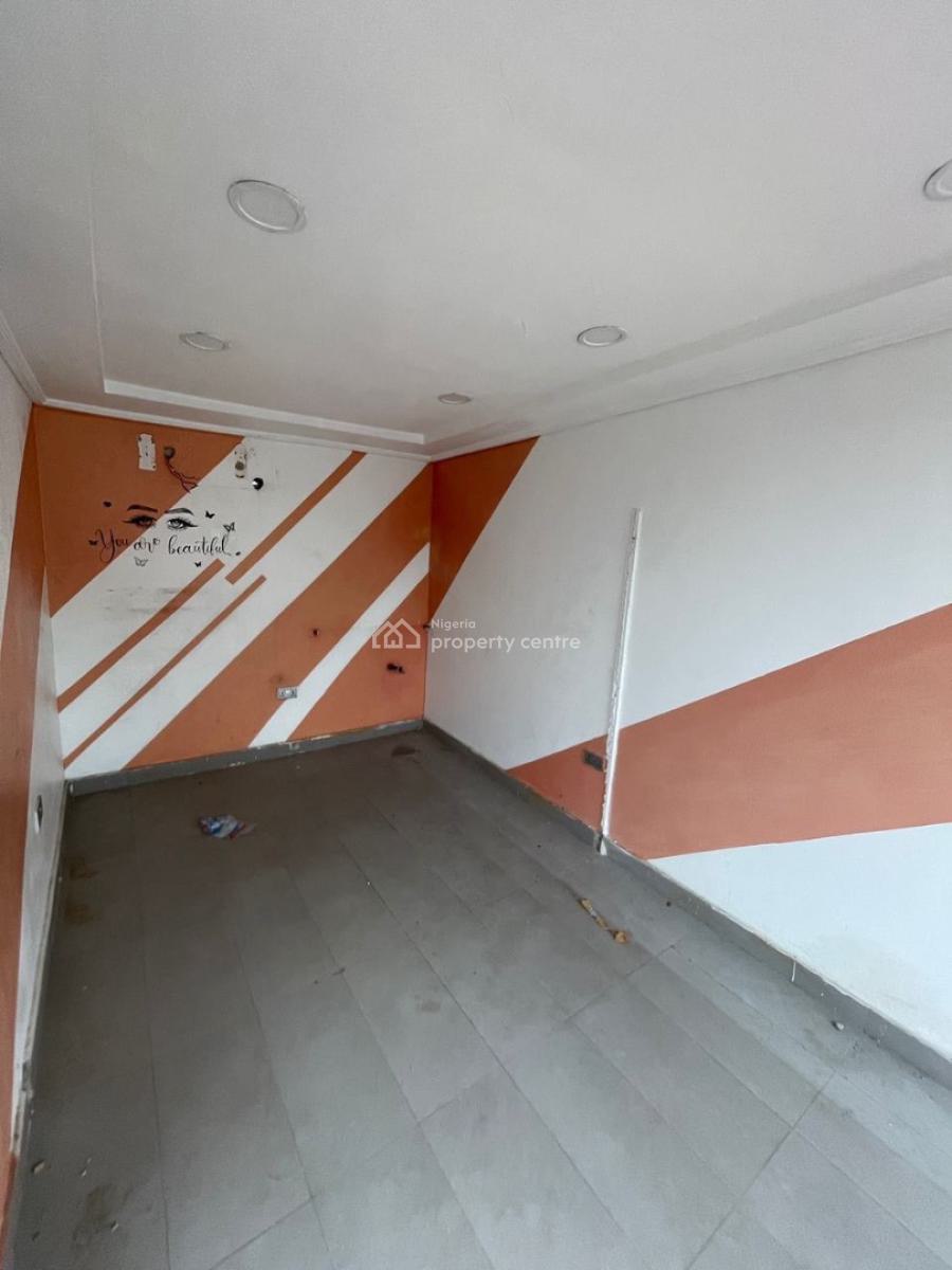 Shop Space Located in a Central Area, Shop Space for Rent, Lekki Phase 1, Lekki, Lagos, Shop for Rent