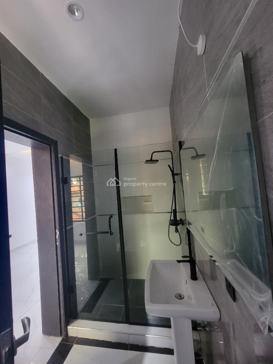 Luxury Well Finished 3 Bedroom Apartment, Lekki Phase 1, Lekki, Lagos, Flat / Apartment for Sale