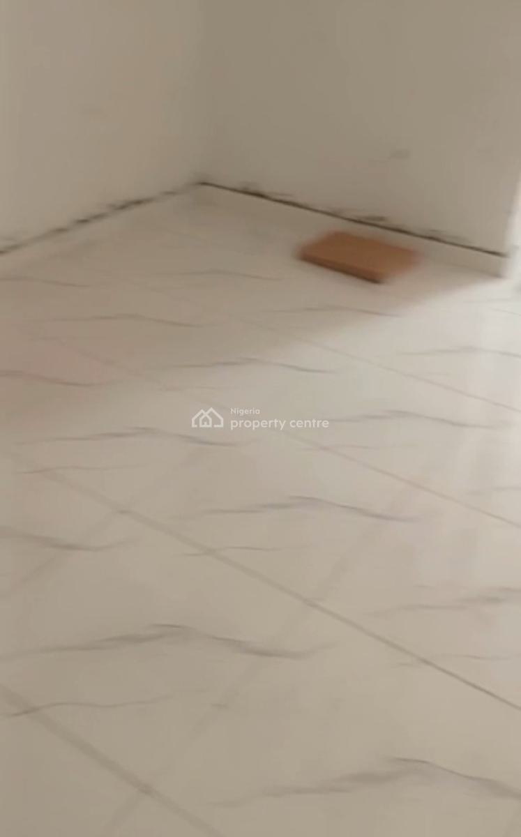 Newly Built Spacious Decent Standard 2 Bedroom Apartment, Yaba, Lagos, Flat / Apartment for Rent