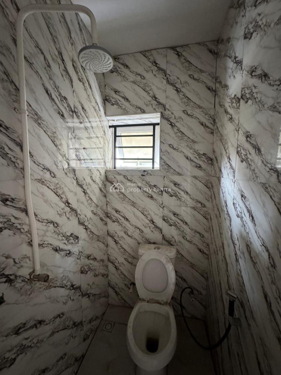 Very Spacious 2 Bedroom Apartment  with Bq, Swimming Pool, Elevator,, Very Spacious 2 Bedroom Apartment  with Bq, Swimming Pool, Elevator, Lekki Phase 1, Lekki, Lagos, Block of Flats for Sale