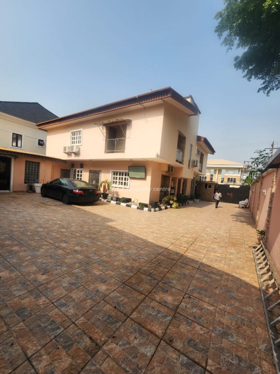 2 Units of 17 Rooms Detached House + Swimming Pool, Bar Etc, Lekki Phase 1, Lekki, Lagos, Detached Duplex for Rent