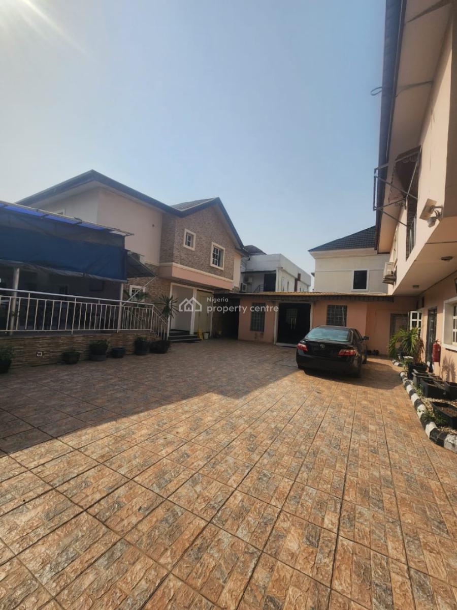 2 Units of 17 Rooms Detached House + Swimming Pool, Bar Etc, Lekki Phase 1, Lekki, Lagos, Detached Duplex for Rent