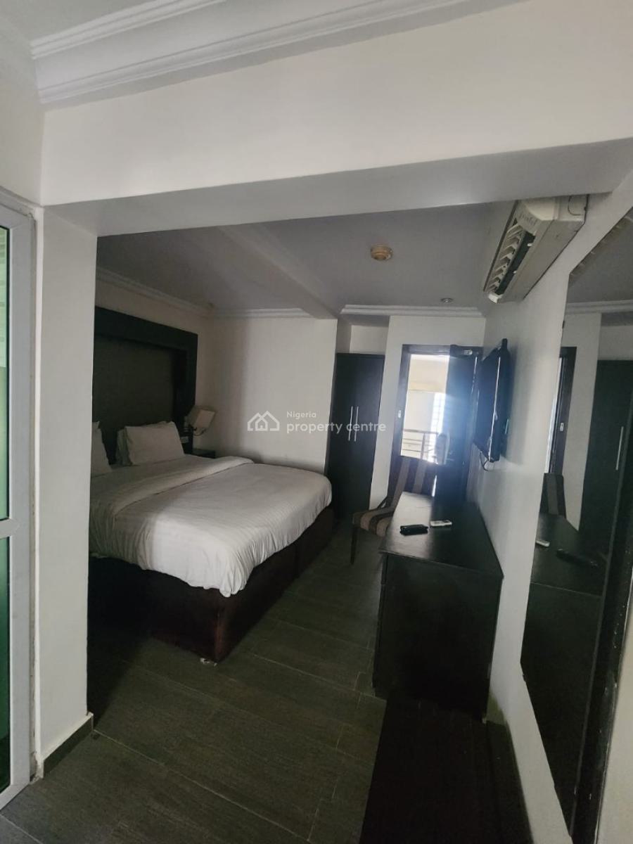 2 Units of 17 Rooms Detached House + Swimming Pool, Bar Etc, Lekki Phase 1, Lekki, Lagos, Detached Duplex for Rent