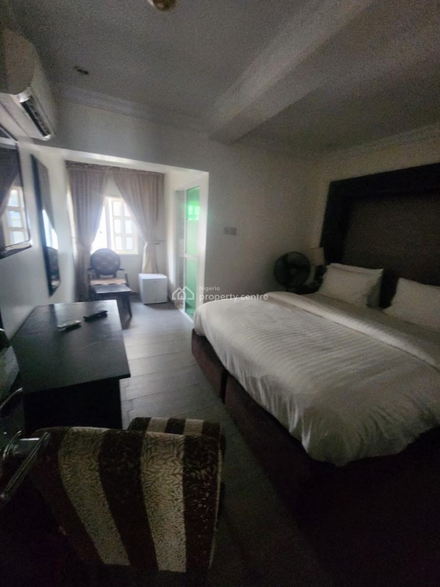 2 Units of 17 Rooms Detached House + Swimming Pool, Bar Etc, Lekki Phase 1, Lekki, Lagos, Detached Duplex for Rent