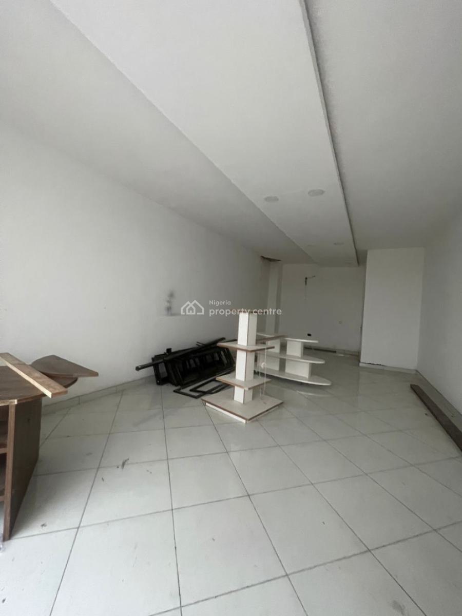 Serviced Commercial Property with Elevator & Escalator, Lekki Phase 1, Lekki, Lagos, Shop for Rent