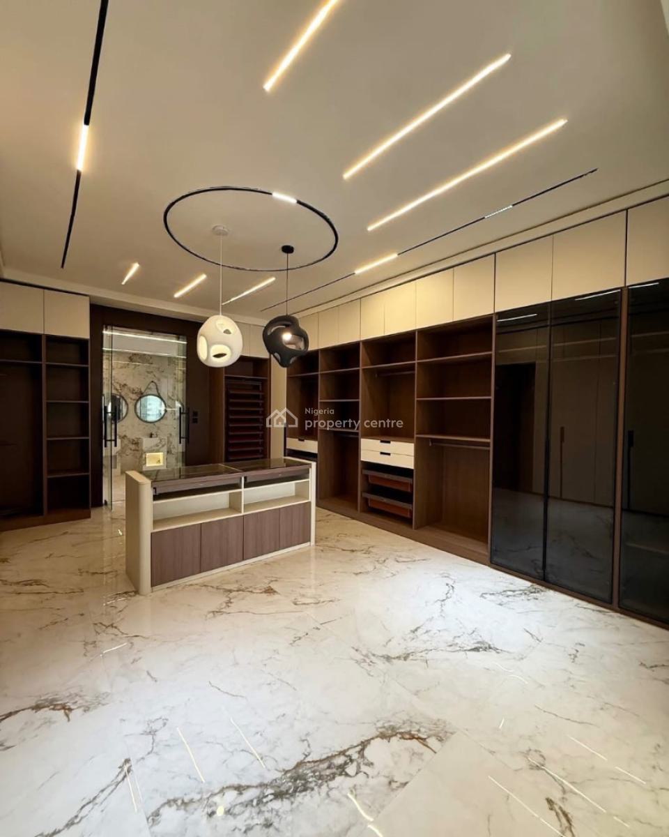 a Well Maintained Spacious 5 Bedroom Fully Detached Duplex with Bq, Phase 1, Lekki, Lagos, Detached Duplex for Sale