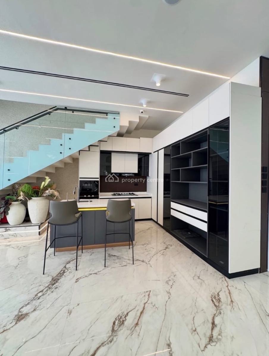 a Well Maintained Spacious 5 Bedroom Fully Detached Duplex with Bq, Phase 1, Lekki, Lagos, Detached Duplex for Sale