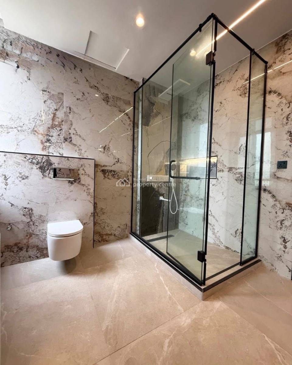 a Well Maintained Spacious 5 Bedroom Fully Detached Duplex with Bq, Phase 1, Lekki, Lagos, Detached Duplex for Sale