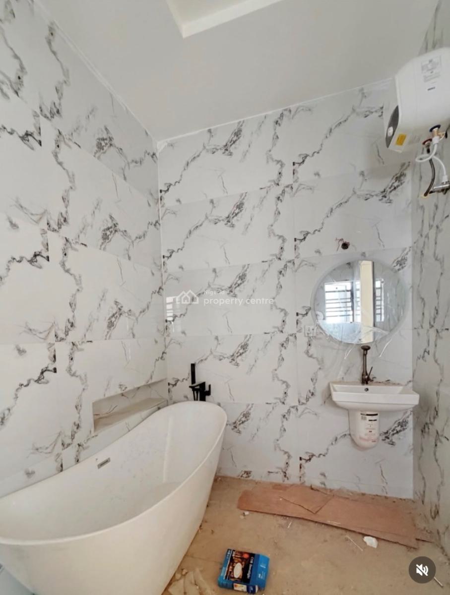 Aesthetically Built 4 Bedrooms Terraced Duplex with Bq, Surulere, Lagos, Terraced Duplex for Sale