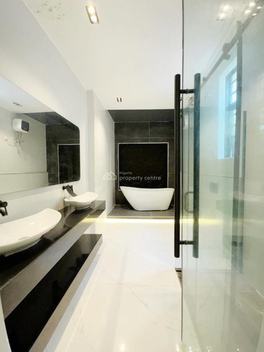 5 Bedroom Detached Duplex with a Pool,cinema and a Bq, Lekki Phase 1 Lekki  Lagos, Lekki Phase 1, Lekki, Lagos, Detached Duplex for Sale