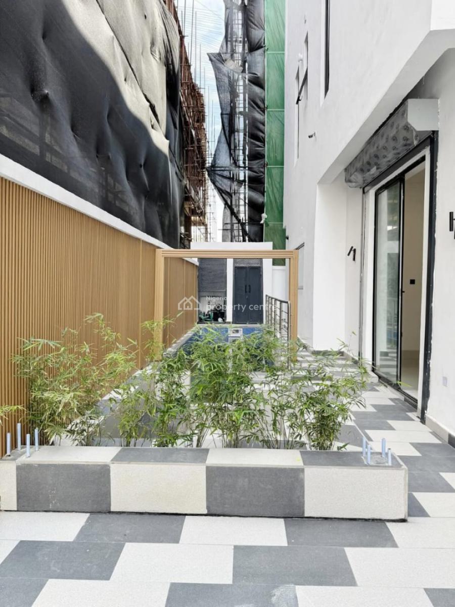 5 Bedroom Detached Duplex with a Pool,cinema and a Bq, Lekki Phase 1 Lekki  Lagos, Lekki Phase 1, Lekki, Lagos, Detached Duplex for Sale