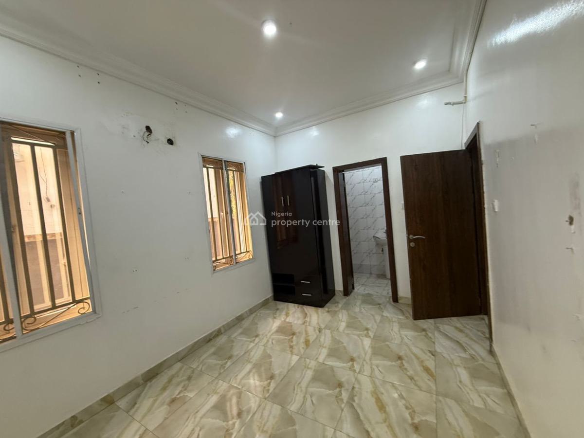 Tastefully Finished 3 Bedroom Spacious Apartment. En-suite,tarred Road, Serene Neighborhood, Mabushi, Abuja, Flat / Apartment for Rent