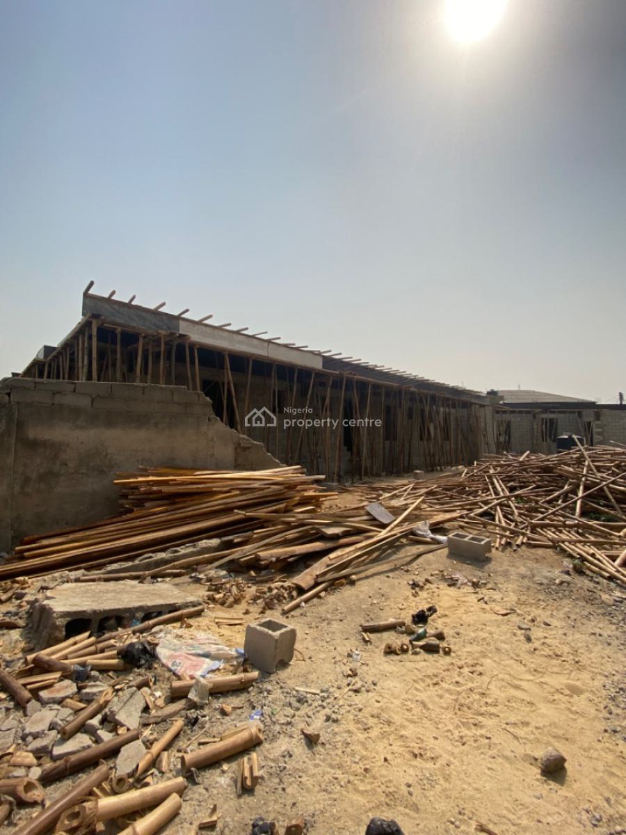 Luxury One Bedroom Apartment, Bajulaiye Road, Akoka, Yaba, Lagos, Block of Flats for Sale