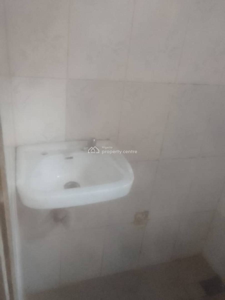 Spacious and Cleaned Mini Flat, Kajola Estate Off Igbo-olomu Ishawo Road Via Agric Bus Stop, Isawo, Ikorodu, Lagos, Mini Flat (room and Parlour) for Rent