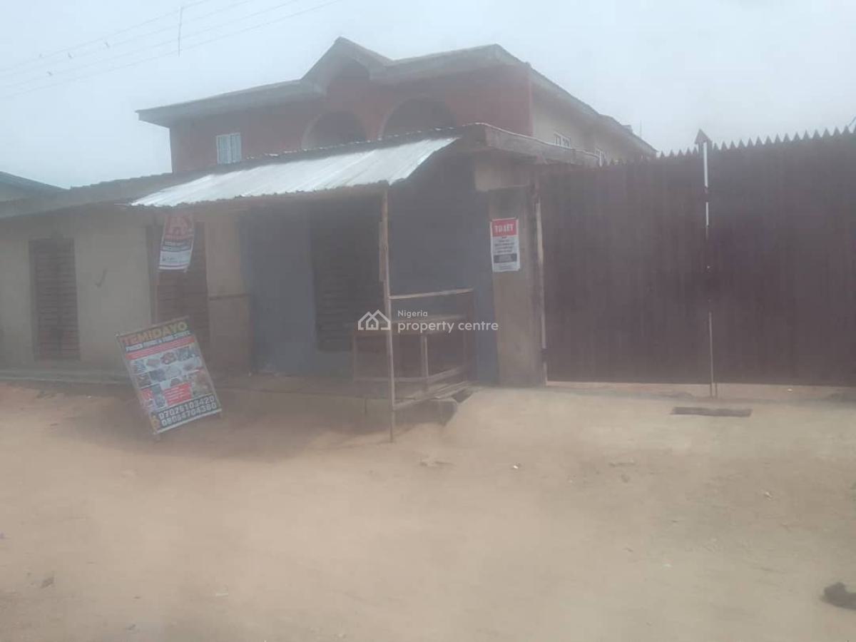 Spacious and Cleaned Mini Flat, Kajola Estate Off Igbo-olomu Ishawo Road Via Agric Bus Stop, Isawo, Ikorodu, Lagos, Mini Flat (room and Parlour) for Rent