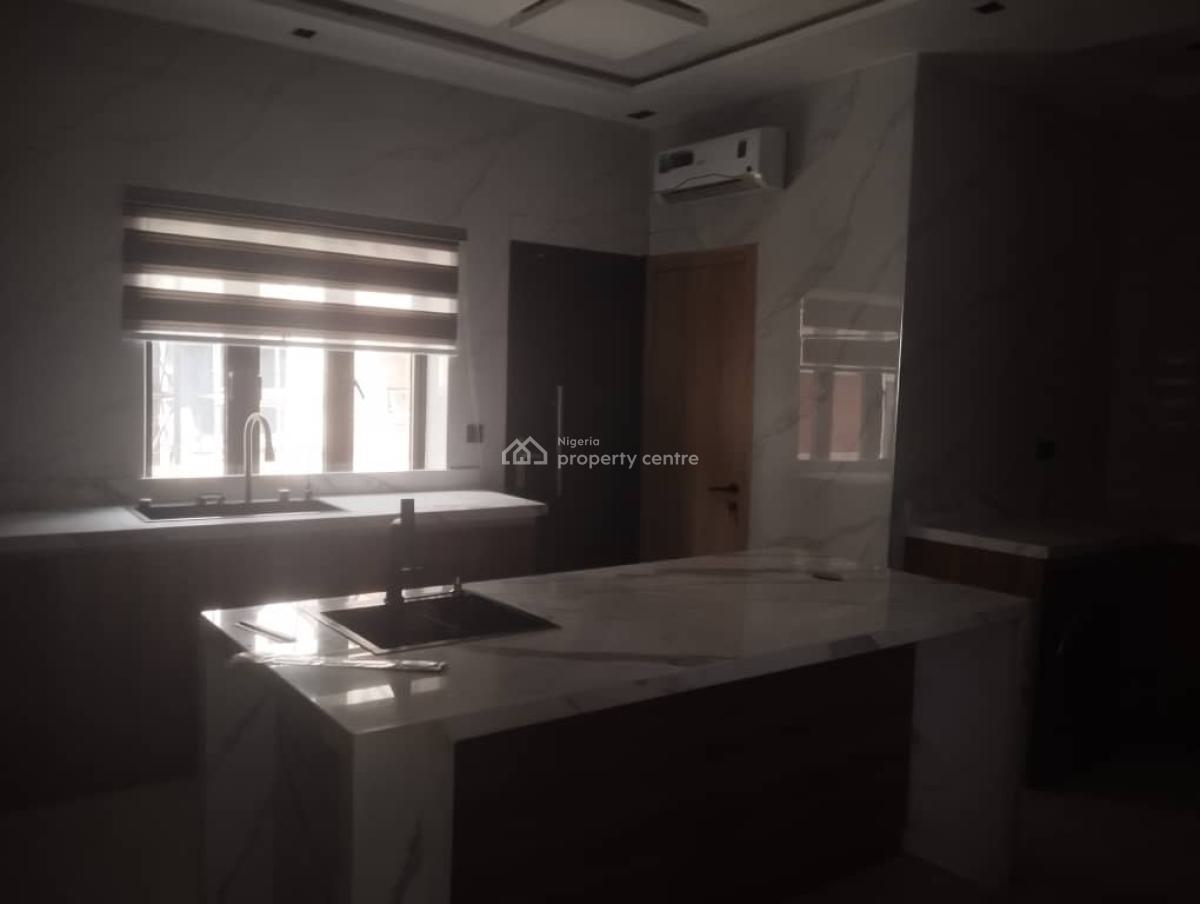 Clean 4bedroom Semi Detached Duplex with Bq, Elevator, Rooftop Bar,etc, Parkview, Ikoyi, Lagos, Semi-detached Duplex for Sale